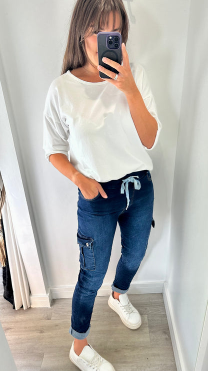 WHITE ROLL SLEEVE SWEAT TOP