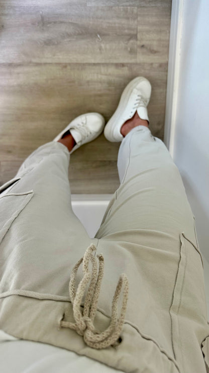 CREAM POCKET JOGGER SWEAT PANTS