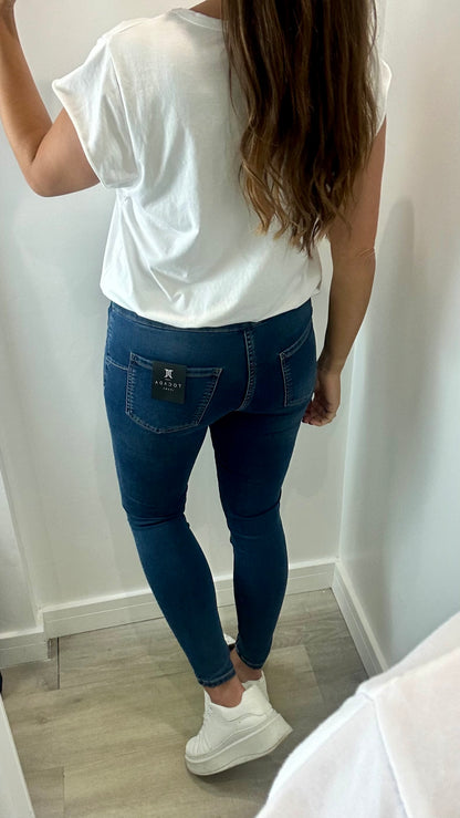 WHITE CAP SLEEVE TEE