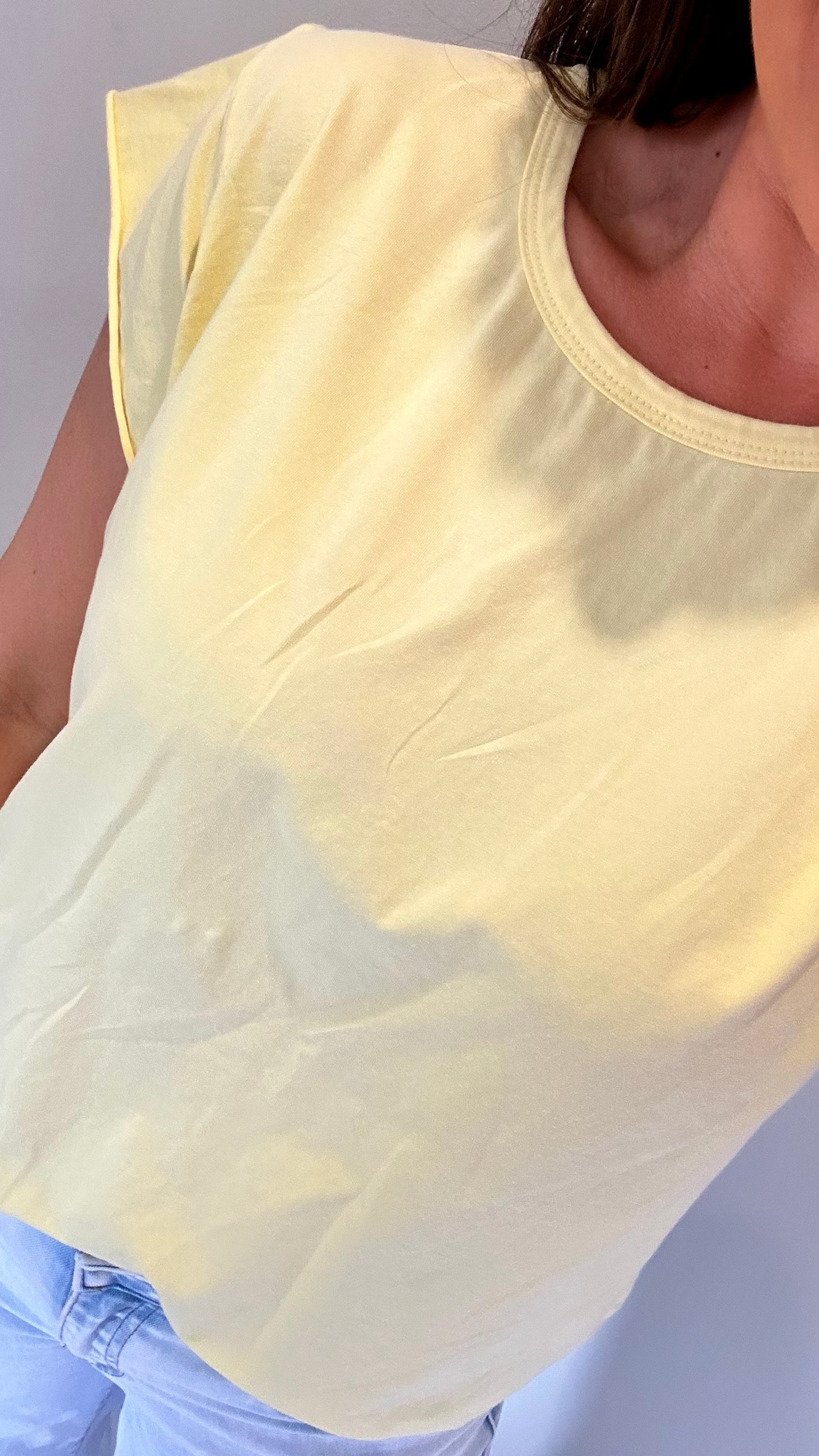 LEMON CAP SLEEVE TEE