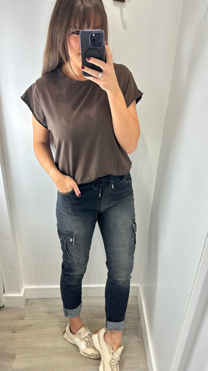 BROWN CAP SLEEVE TEE