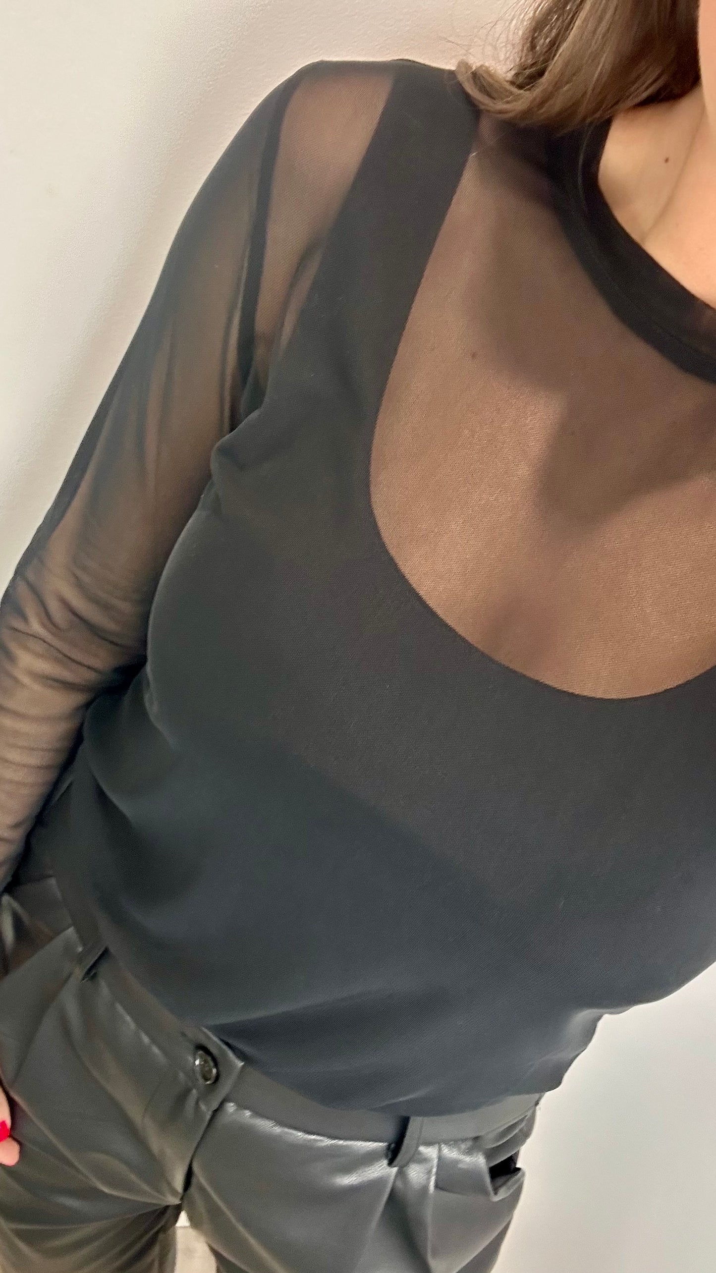 BLACK SHEER TOP