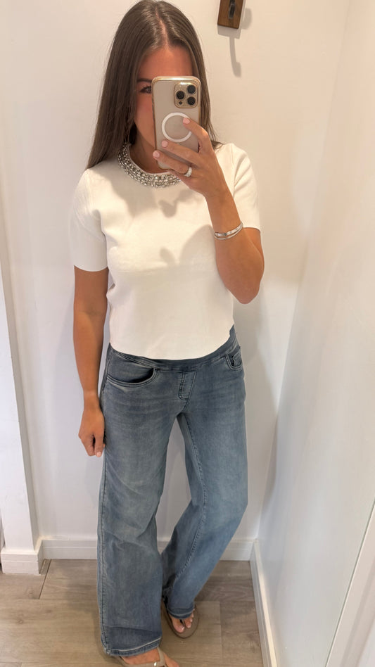 IVORY JEWEL NECK FINE KNIT TOP
