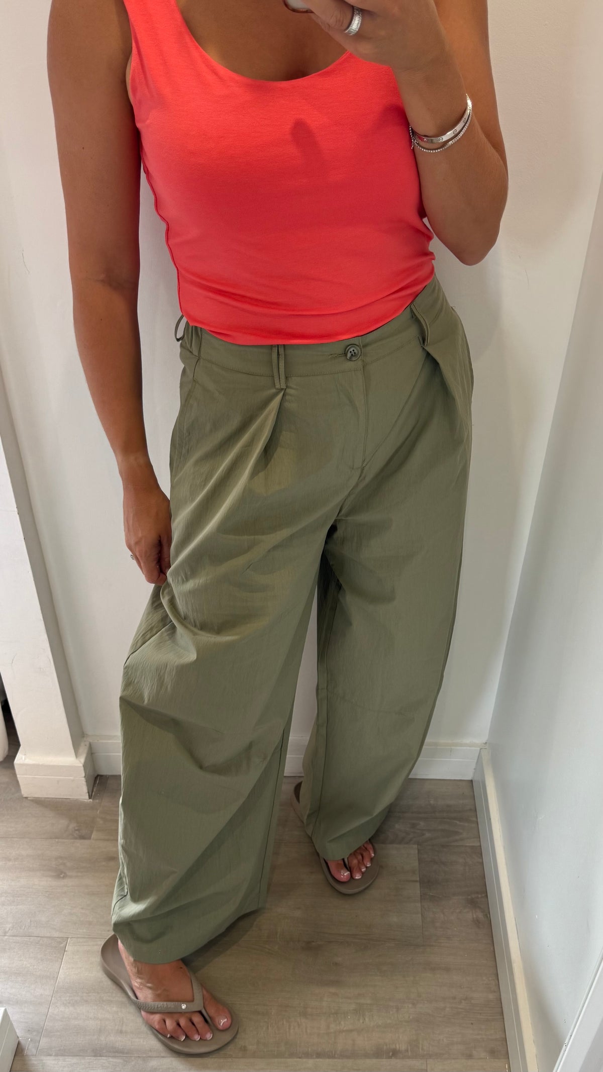 KHAKI EVERYDAY BALLOON CARGO TROUSERS