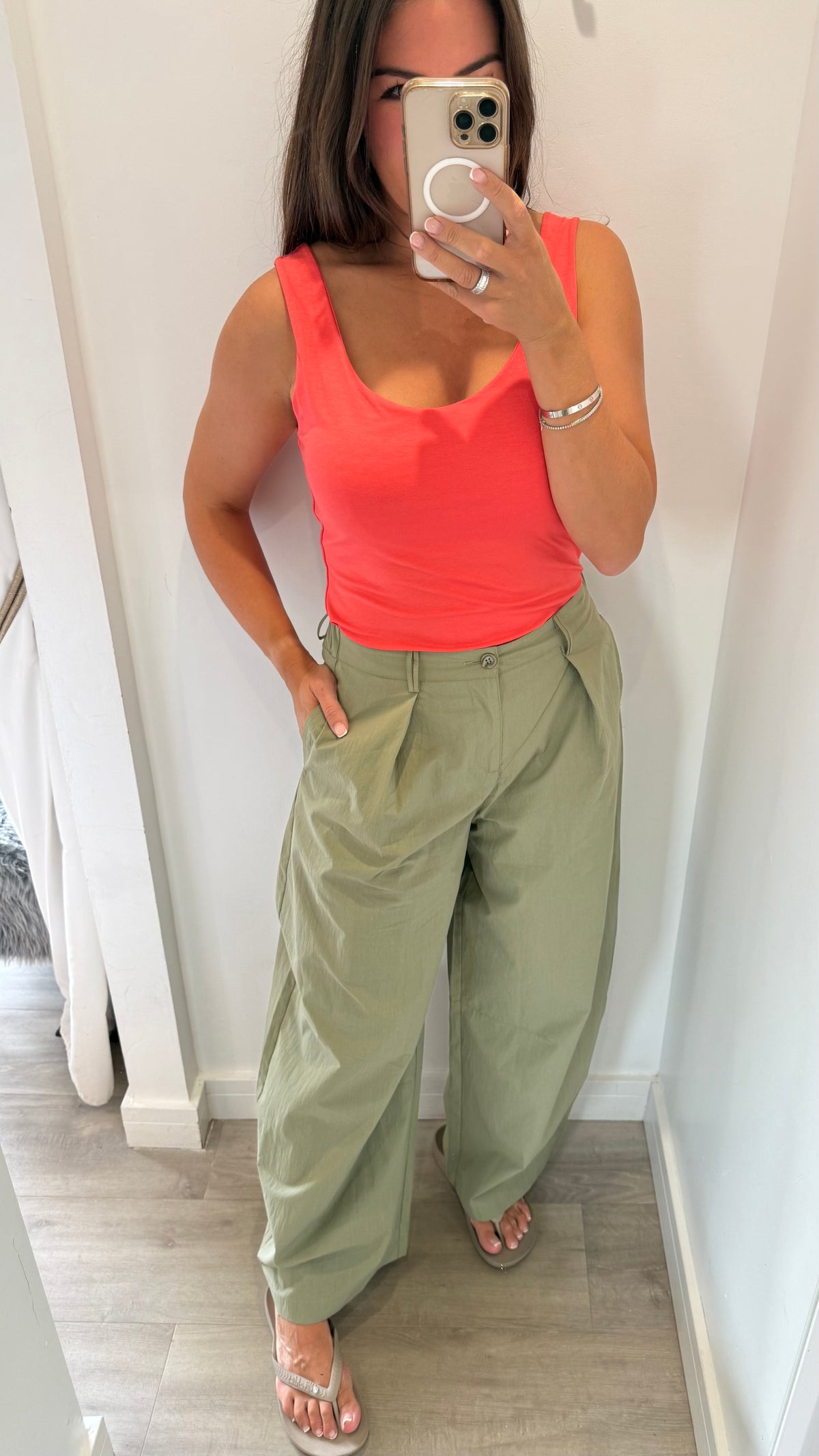 KHAKI EVERYDAY BALLOON CARGO TROUSERS