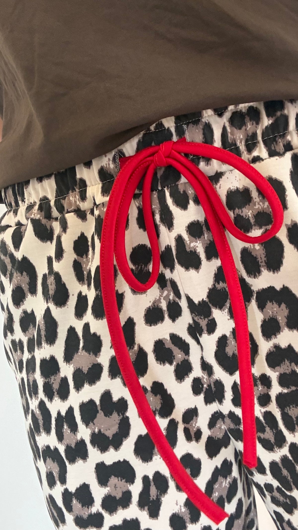 LEOPARD WIDE LEG TROUSERS WITH RED SIDE STRIPE