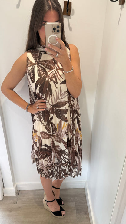 LEAF PRINT PLEATED MIDI DRESS – CREAM/BROWN