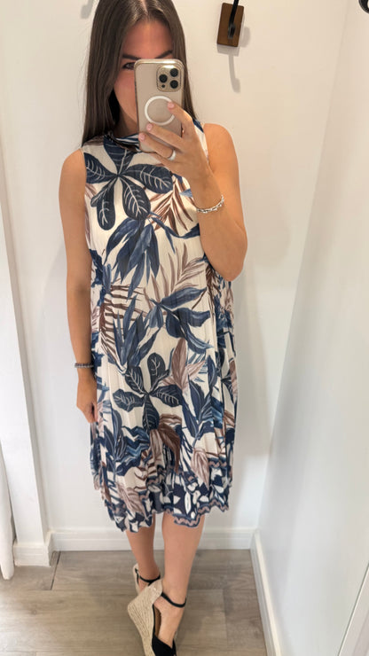 LEAF PRINT PLEATED MIDI DRESS – CREAM/NAVY