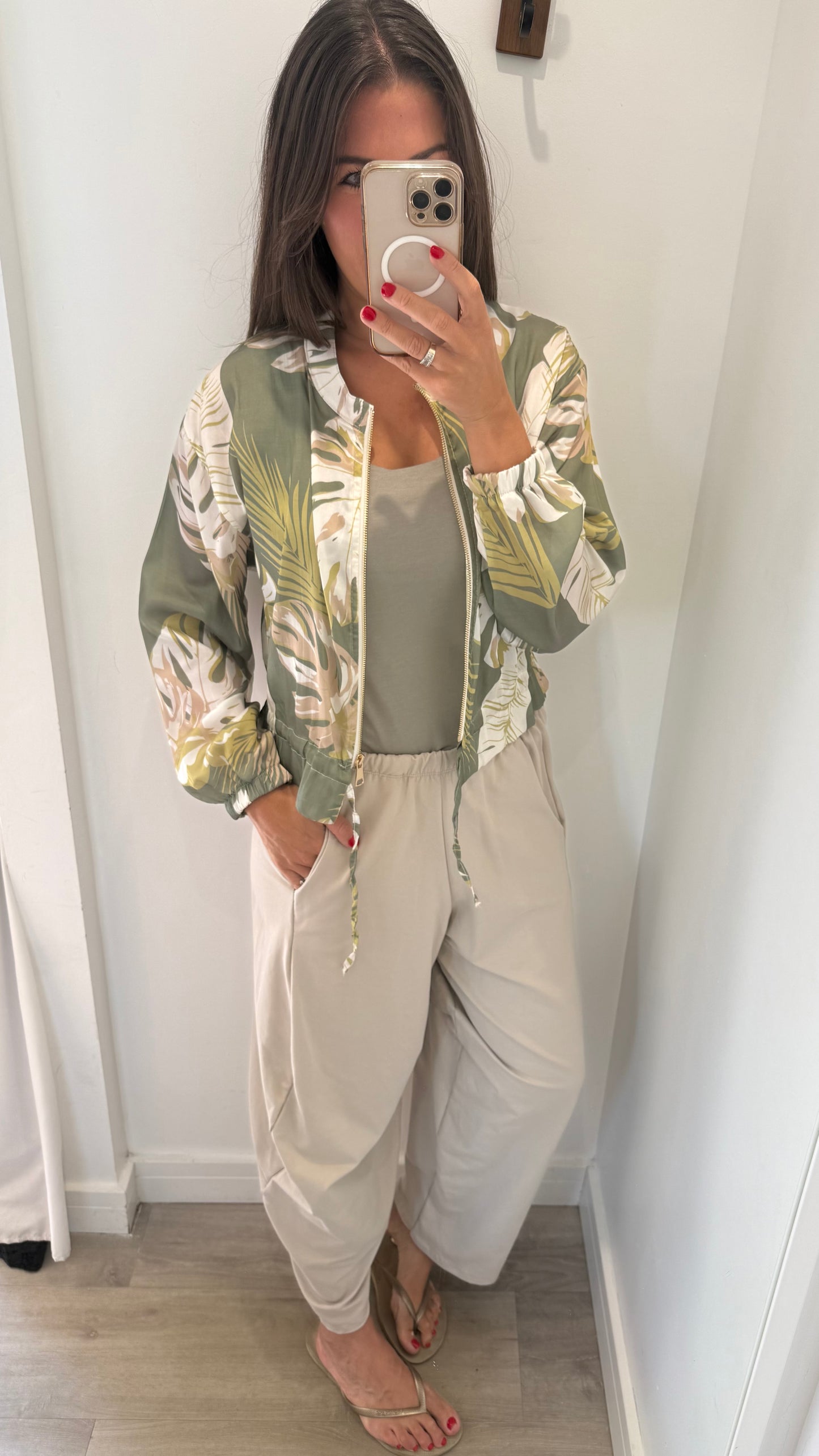 LEAF PRINT SILKY BOMBER JACKET