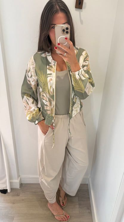 LEAF PRINT SILKY BOMBER JACKET