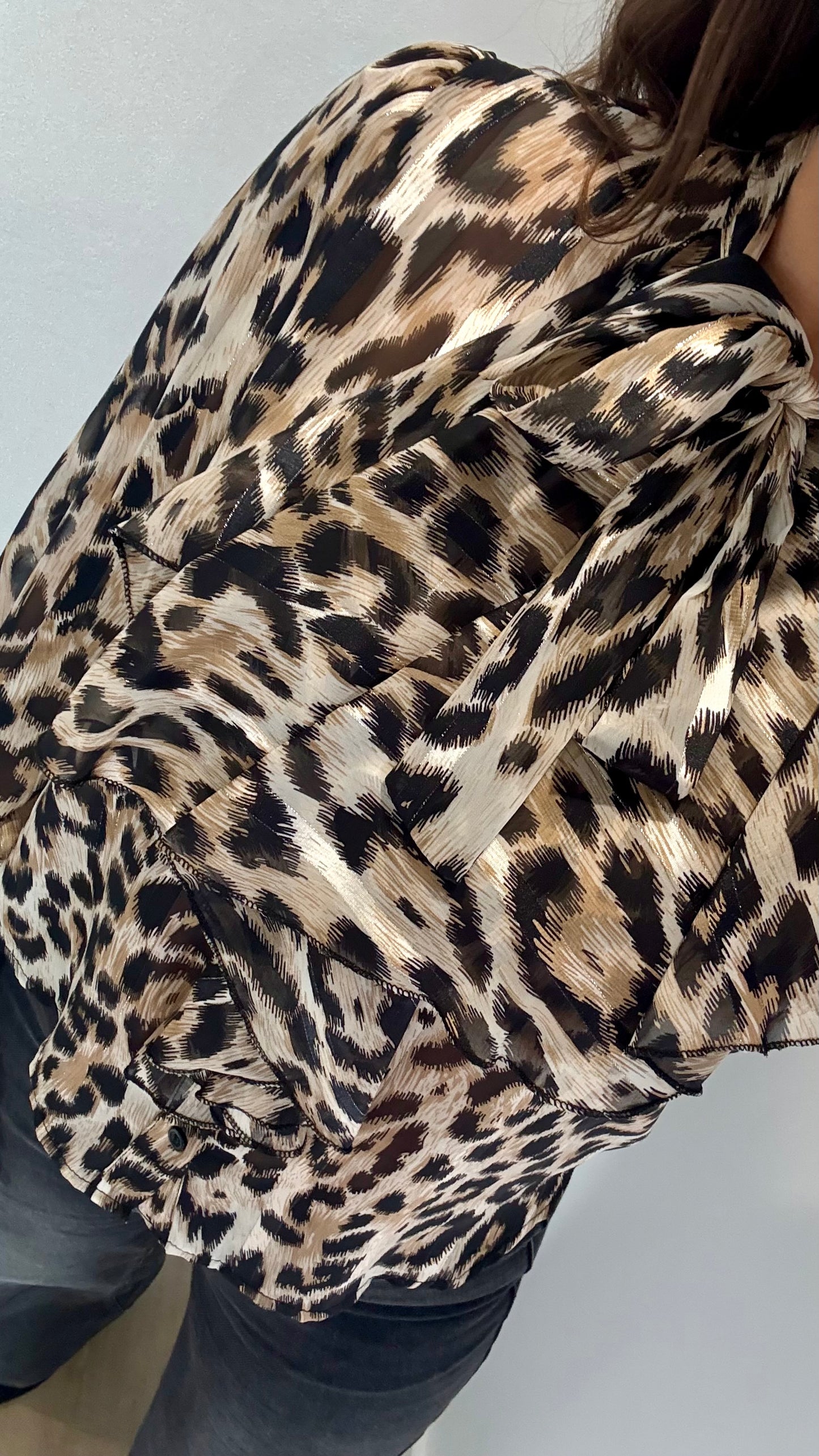 LEOPARD PUSSYBOW BLOUSE WITH SUBTLE LUREX