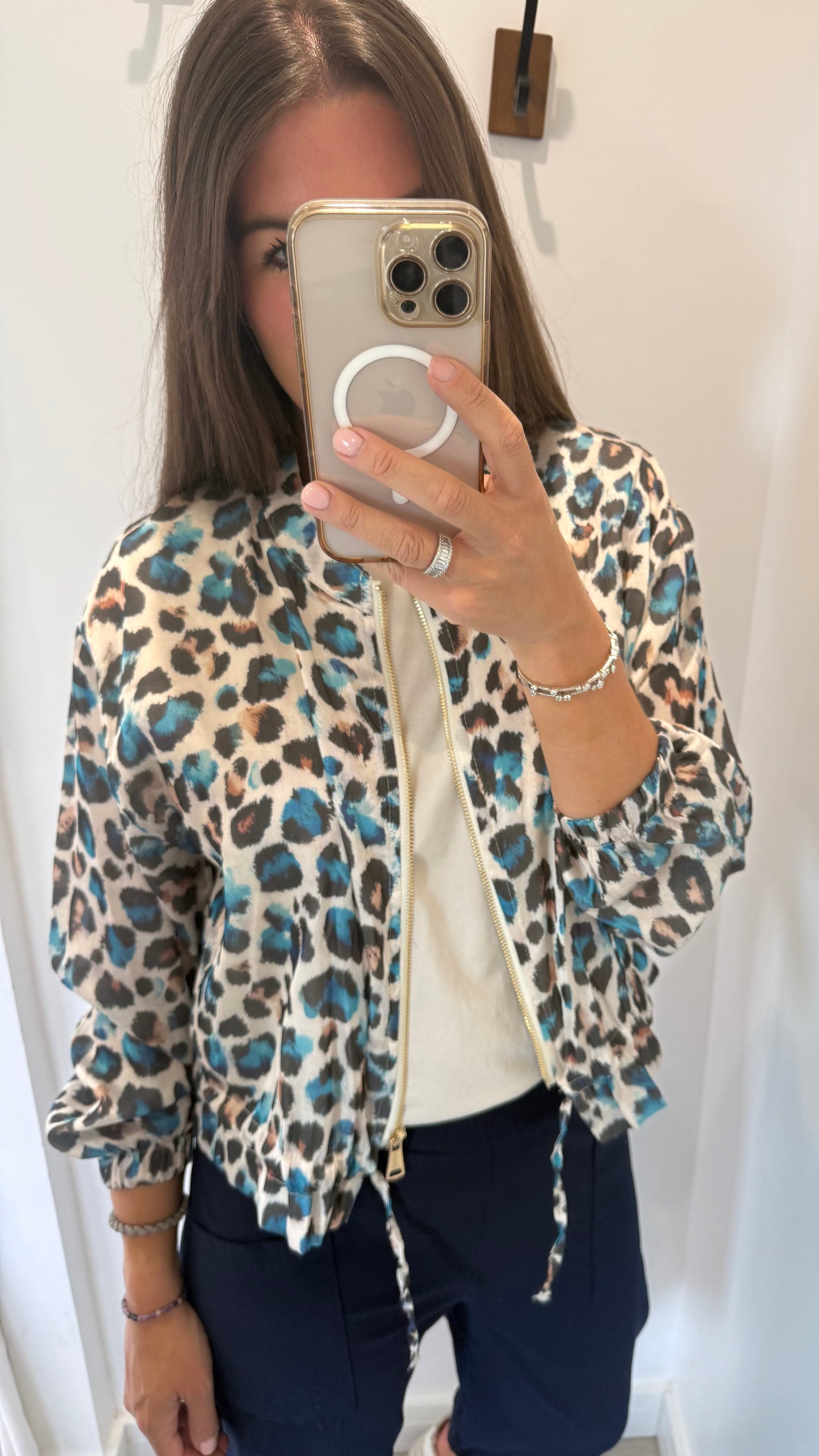 LEOPARD PRINT SILKY BOMBER JACKET