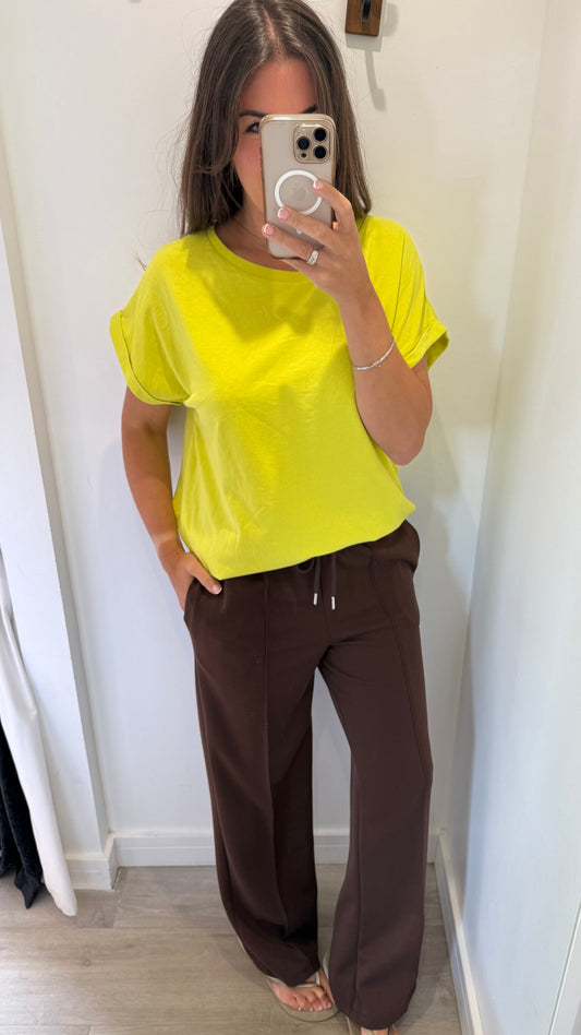 EVERYDAY ROLL SLEEVE TEE - LIME GREEN