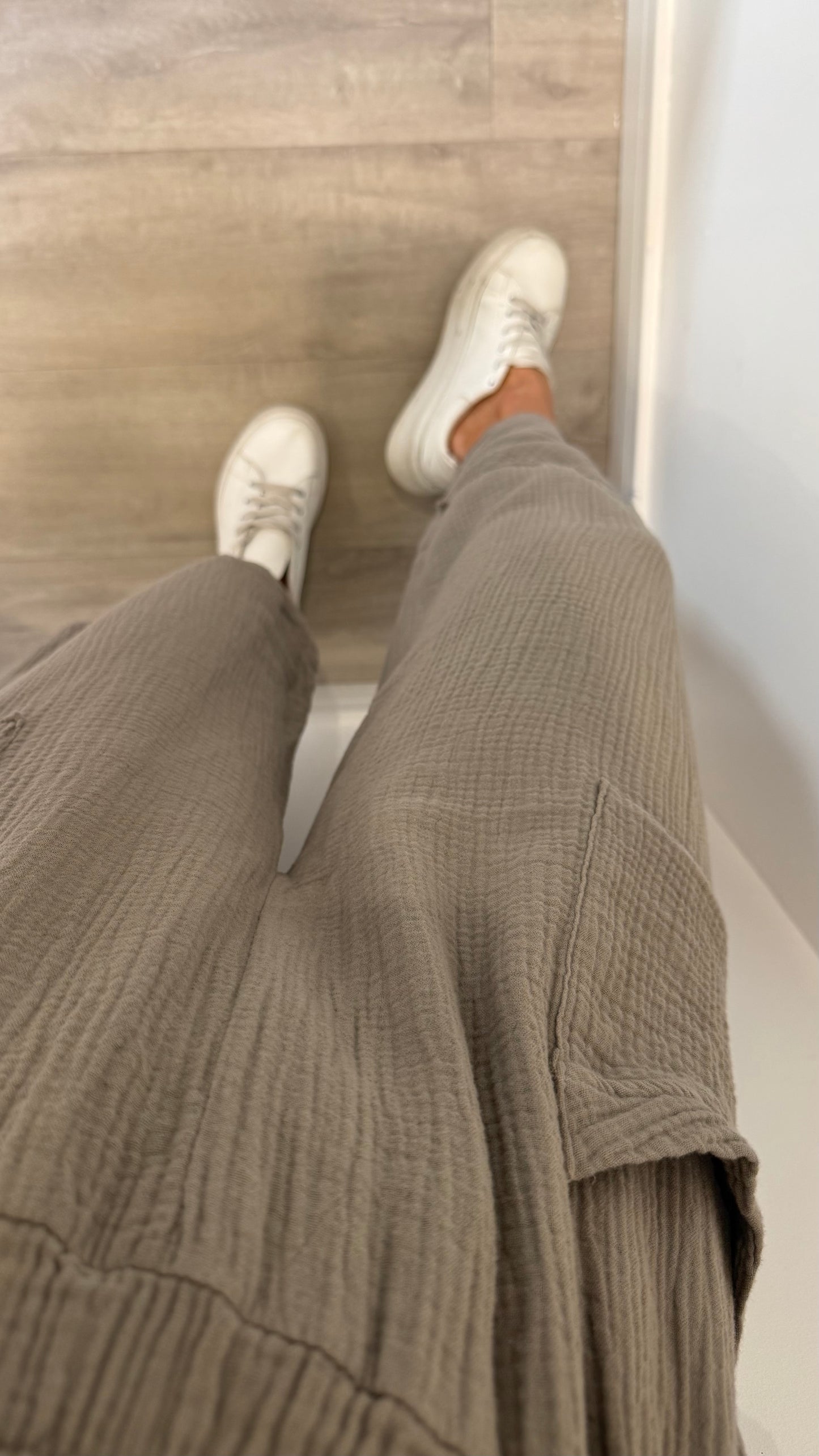 MOCHA CHEESECLOTH LOUNGE SET
