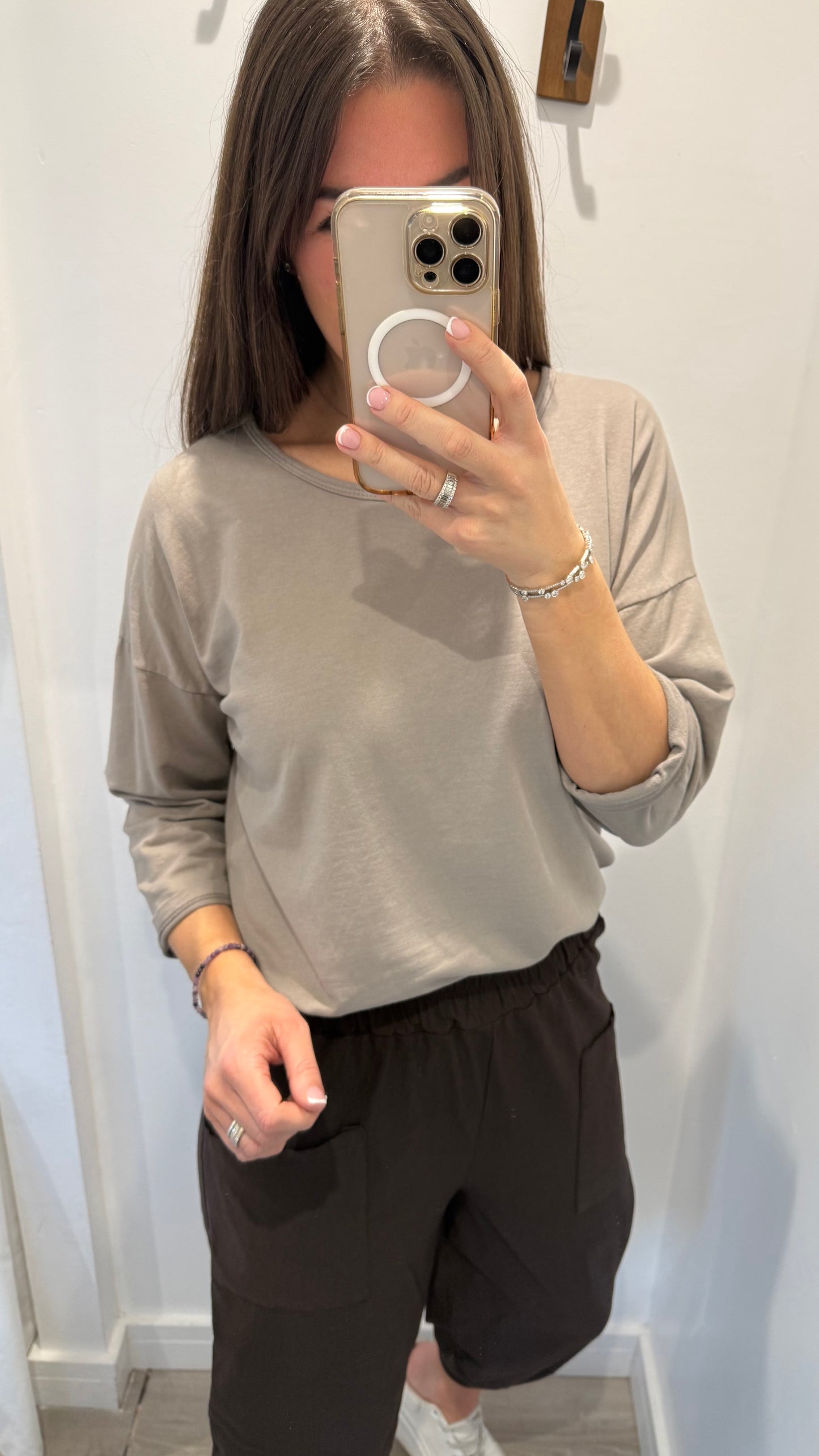 MOCHA ROLL SLEEVE SWEAT