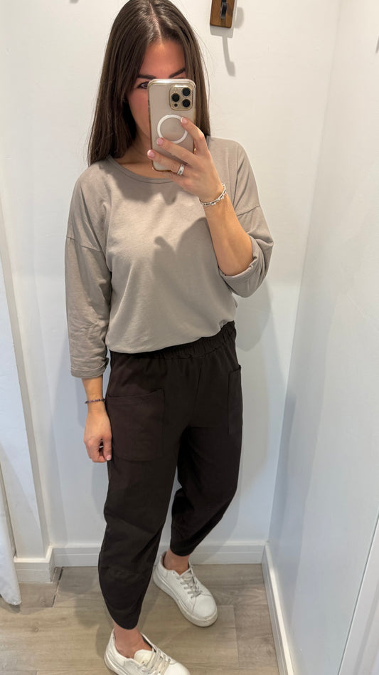 MOCHA ROLL SLEEVE SWEAT