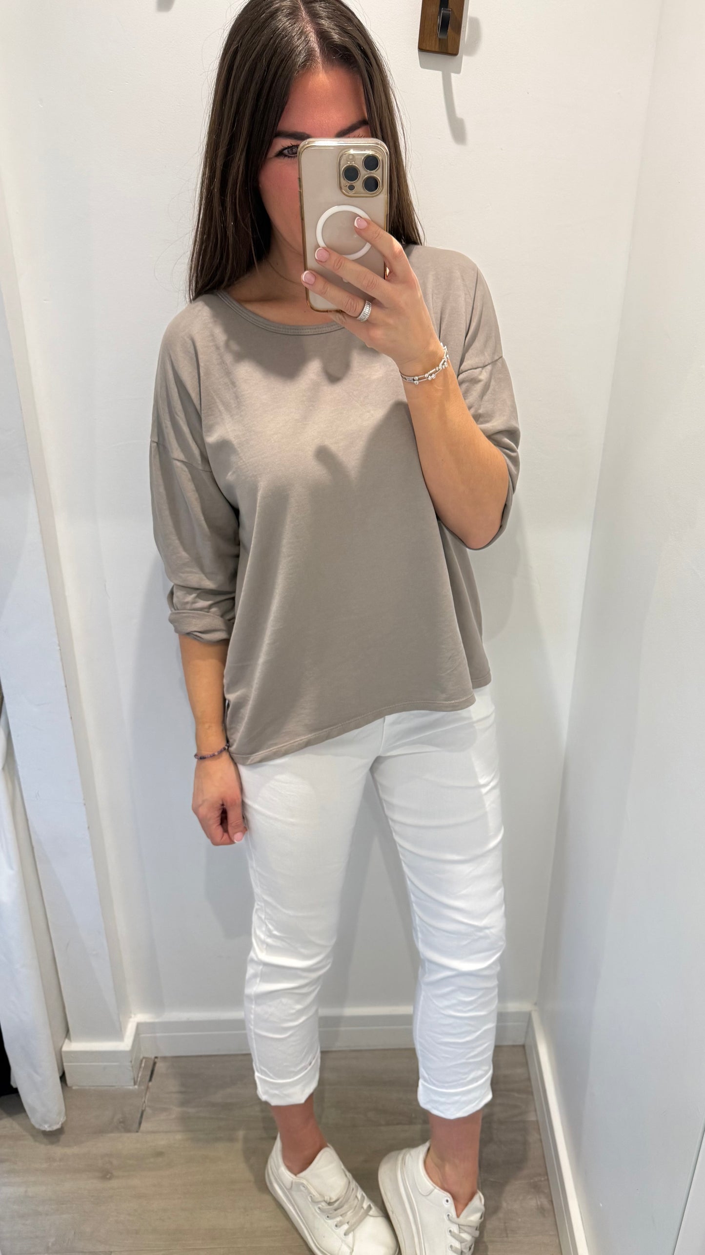 MOCHA ROLL SLEEVE SWEAT