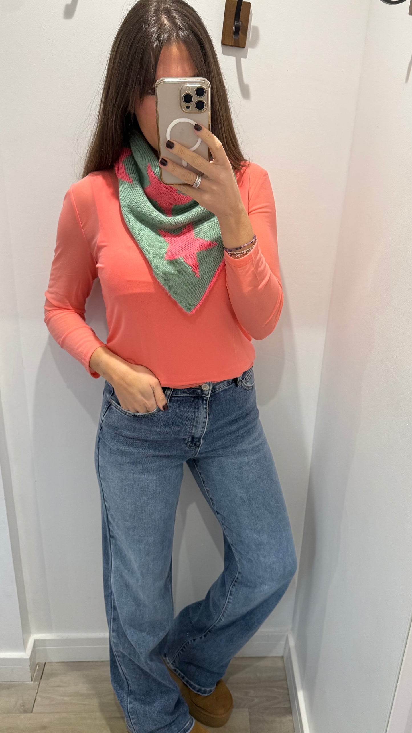 REVERSIBLE TRIANGLE STAR KNIT SCARF - MINT WITH CORAL