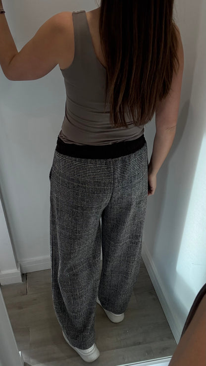MOCHA CAMI VEST TOP