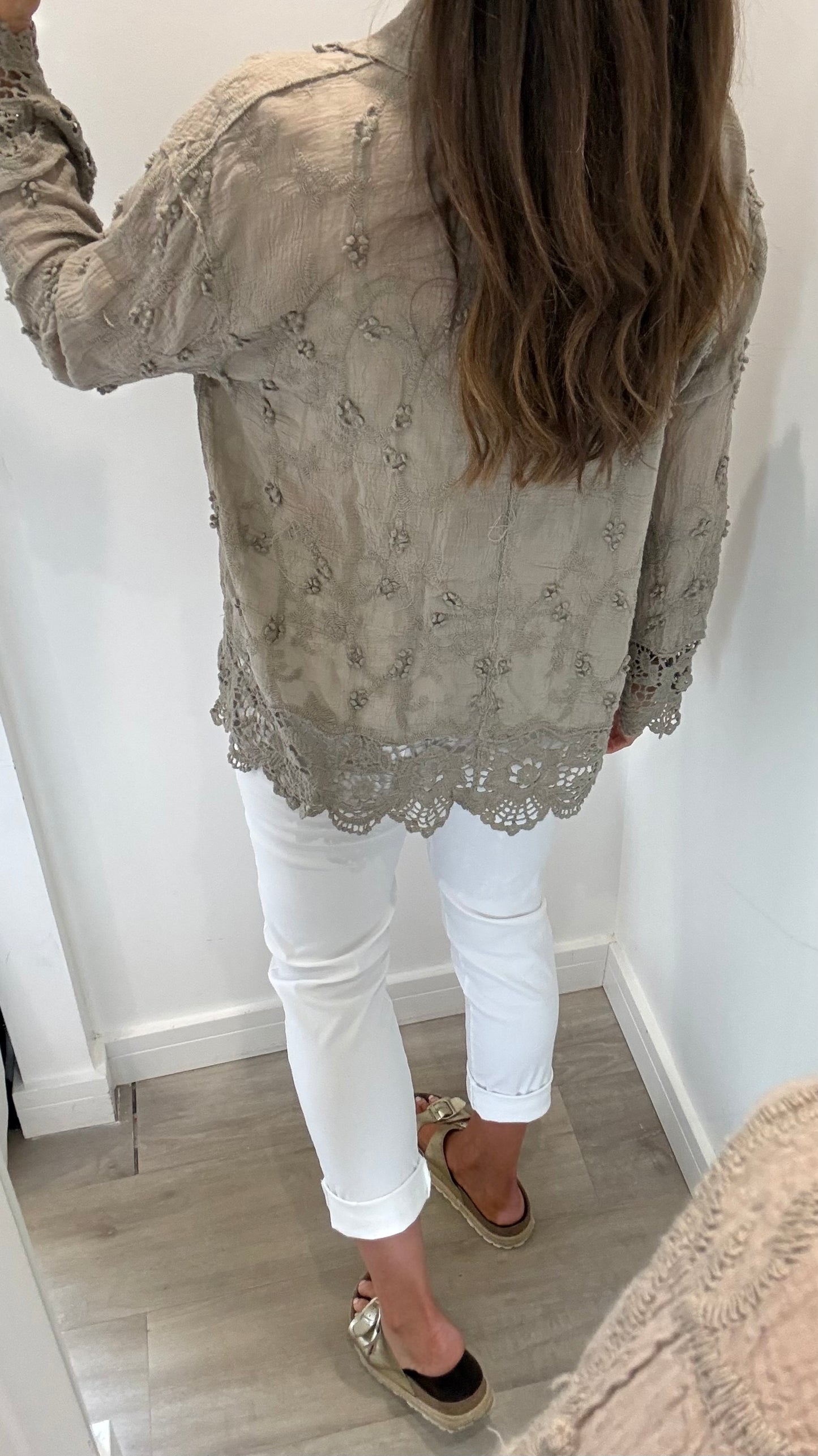 MOCHA CROCHET DETAIL SHIRT