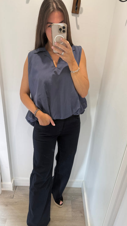 NAVY COLLAR SLEEVELESS TOP