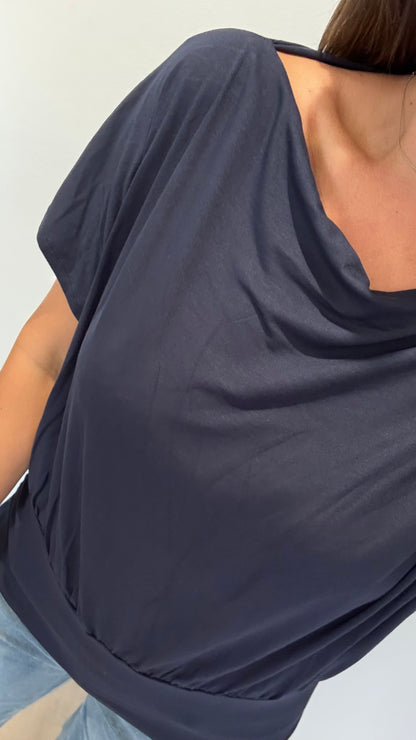 NAVY BATWING JERSEY TOP