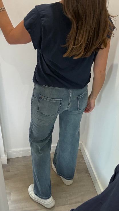 NAVY CAP SLEEVE TEE