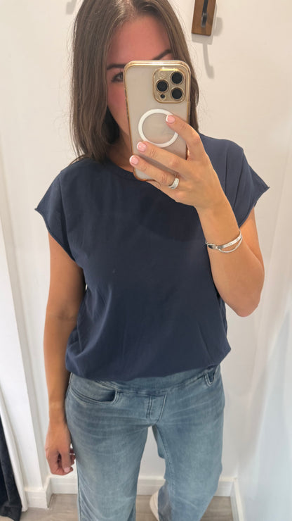 NAVY CAP SLEEVE TEE