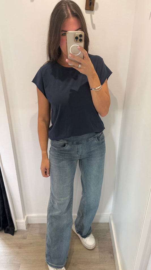 NAVY CAP SLEEVE TEE