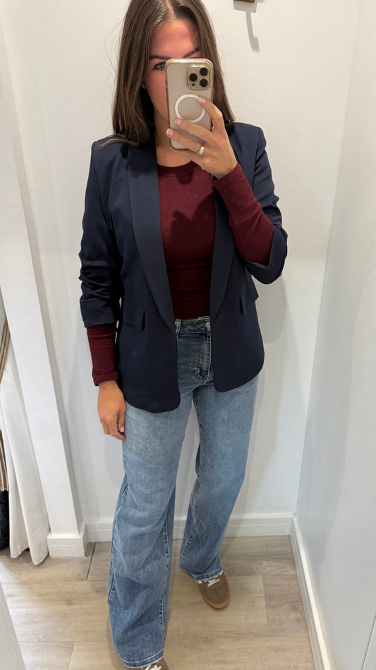 NAVY RUCHED SLEEVE BLAZER