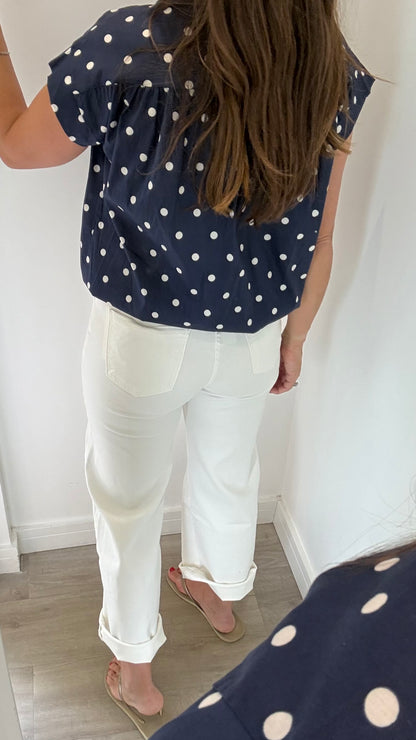 NAVY SPOT V NECK TOP