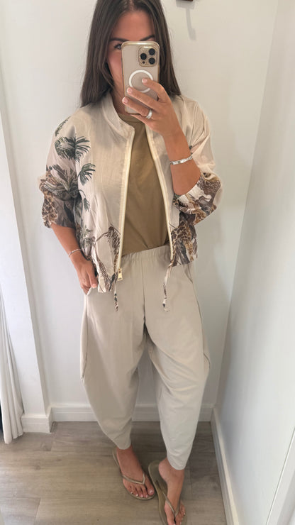 NUDE SAFARI PRINT SILKY BOMBER JACKET