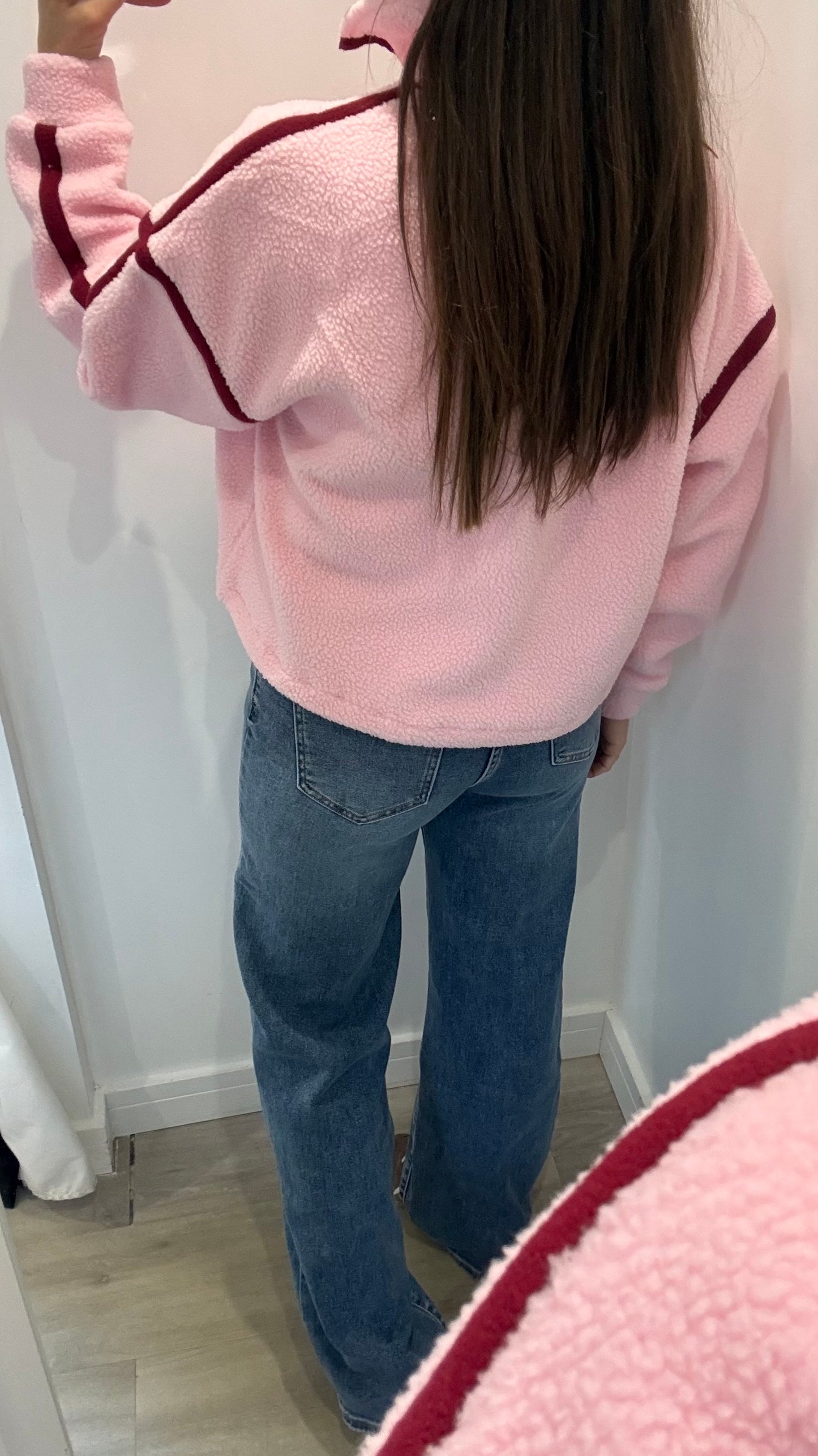 PINK FLEECE WITH BURGUNDY STITCHING