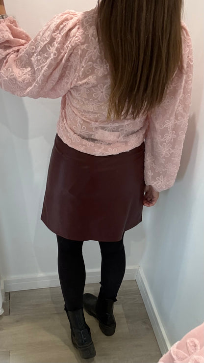 PINK FLORAL APPLIQUÉ BLOUSE