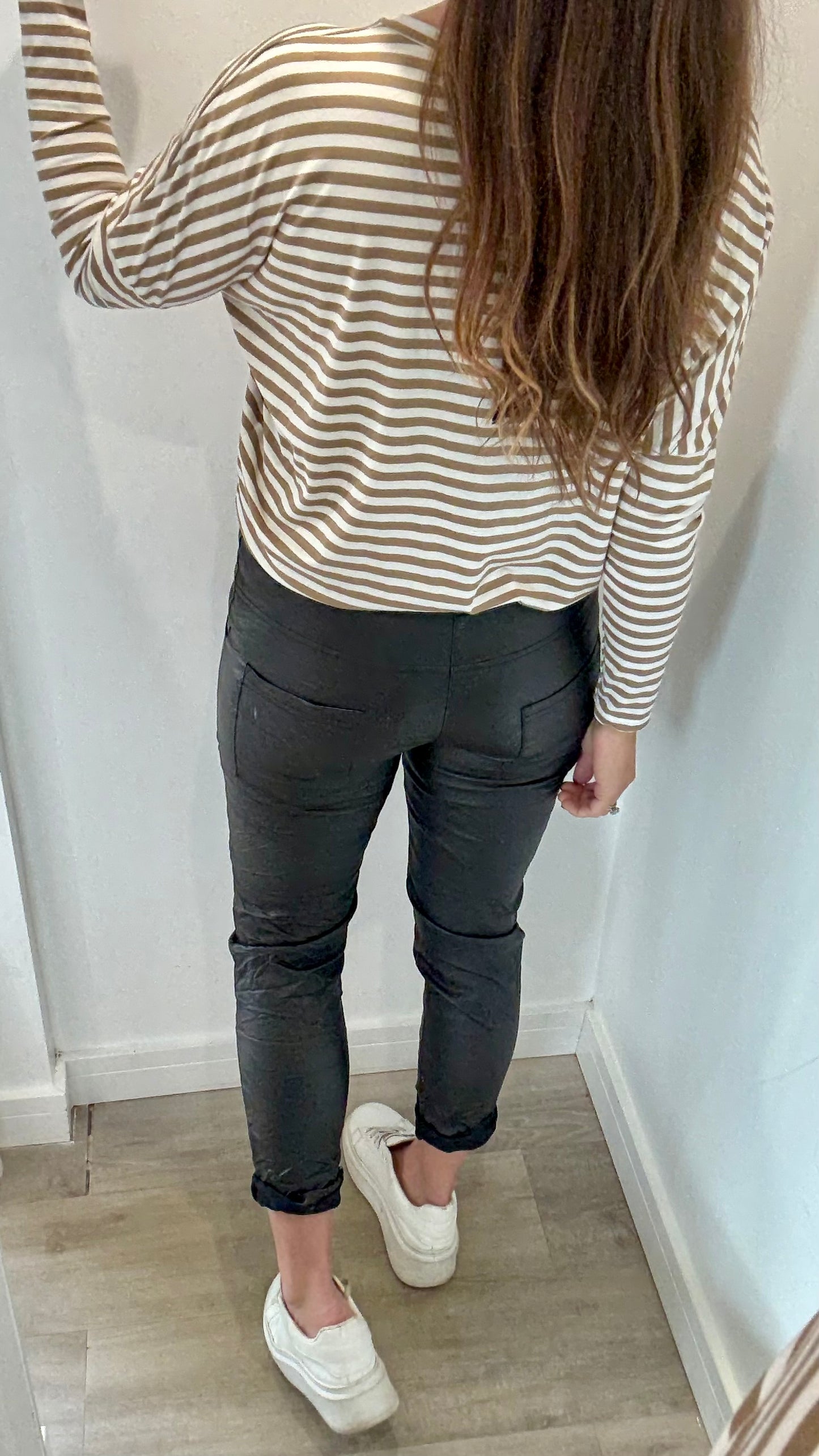 PLEATHER MAGIC PANTS