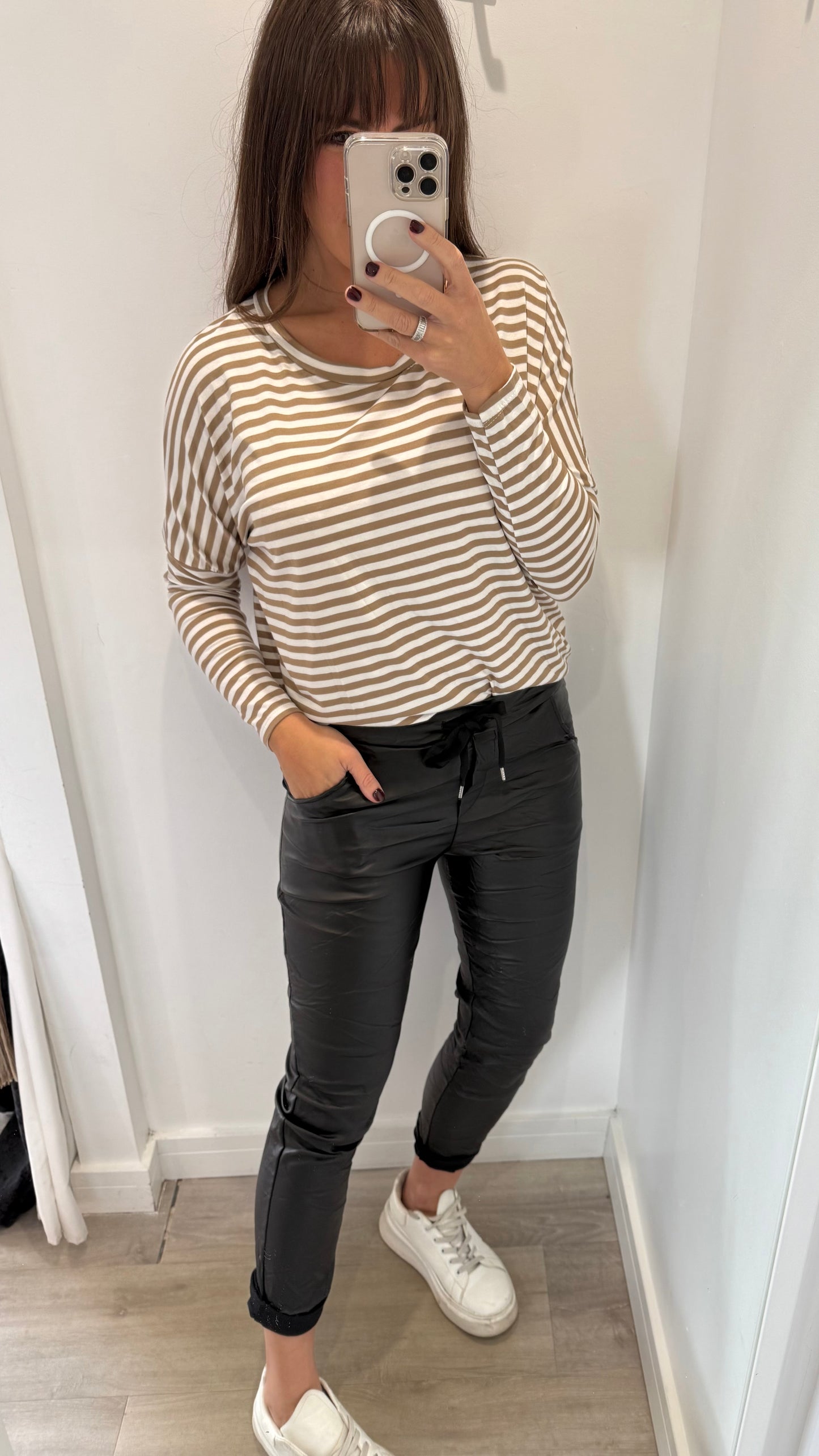 PLEATHER MAGIC PANTS