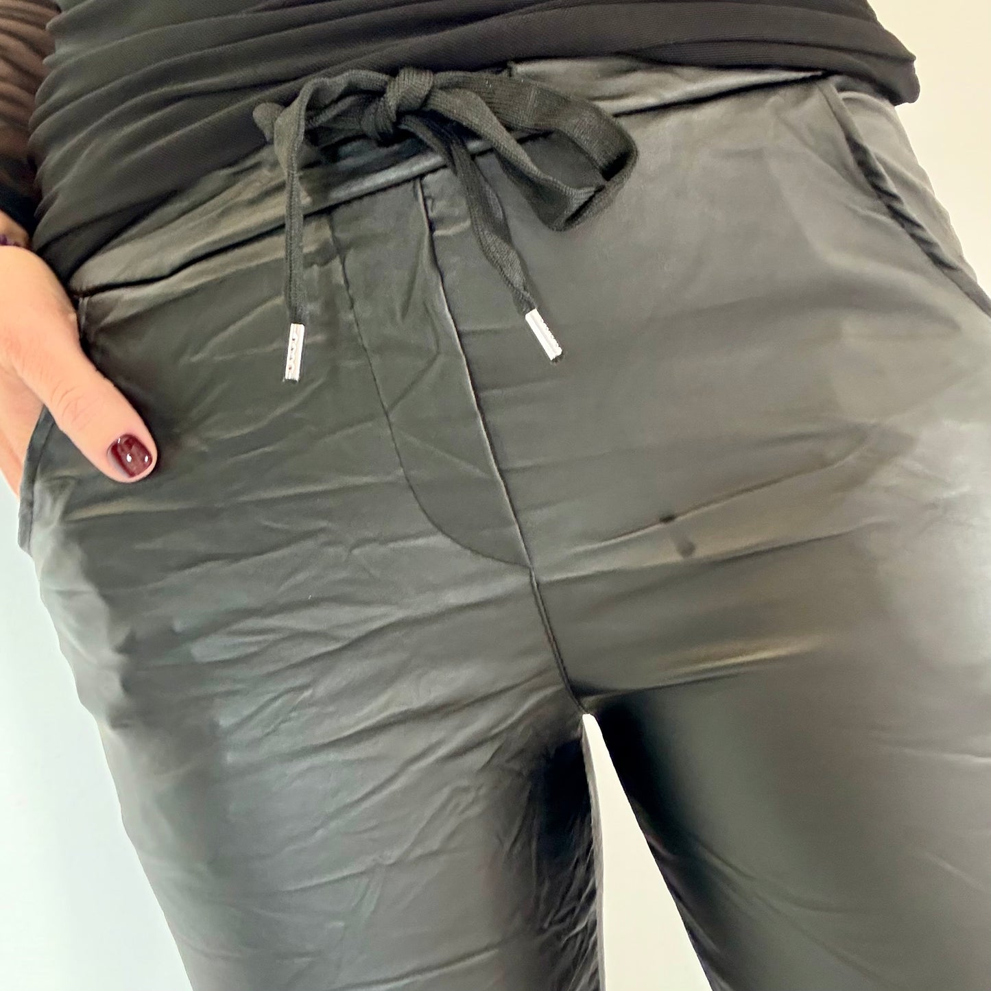 PLEATHER MAGIC PANTS