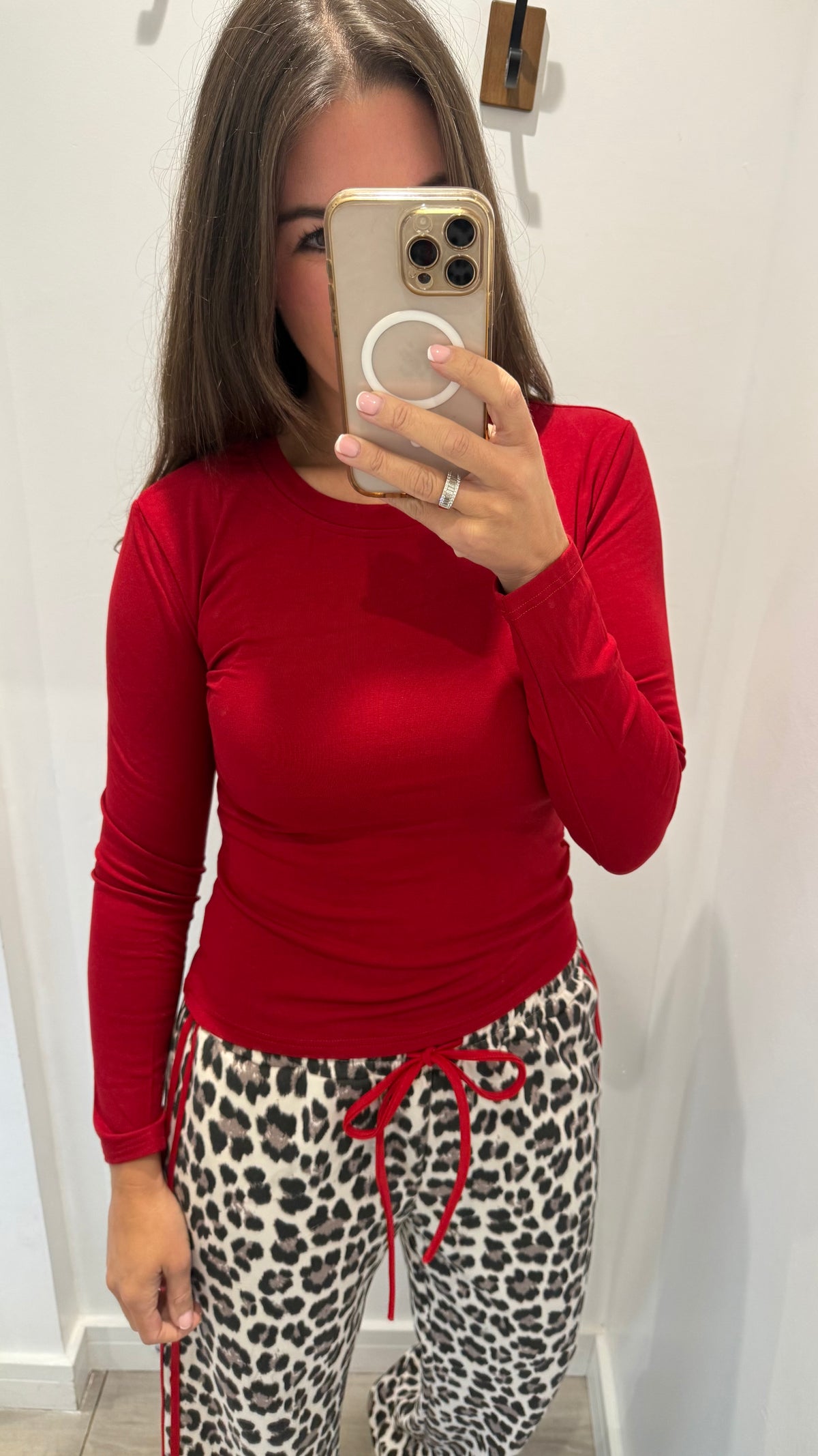 RED LONG SLEEVE STRETCH TOP