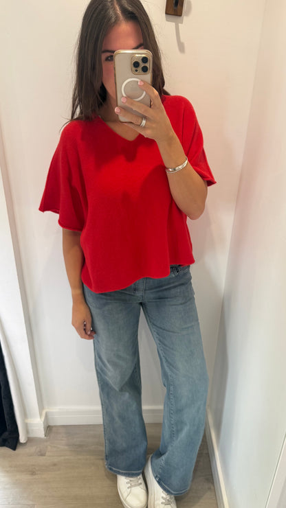 RED V-NECK SHORT SLEEVE KNIT
