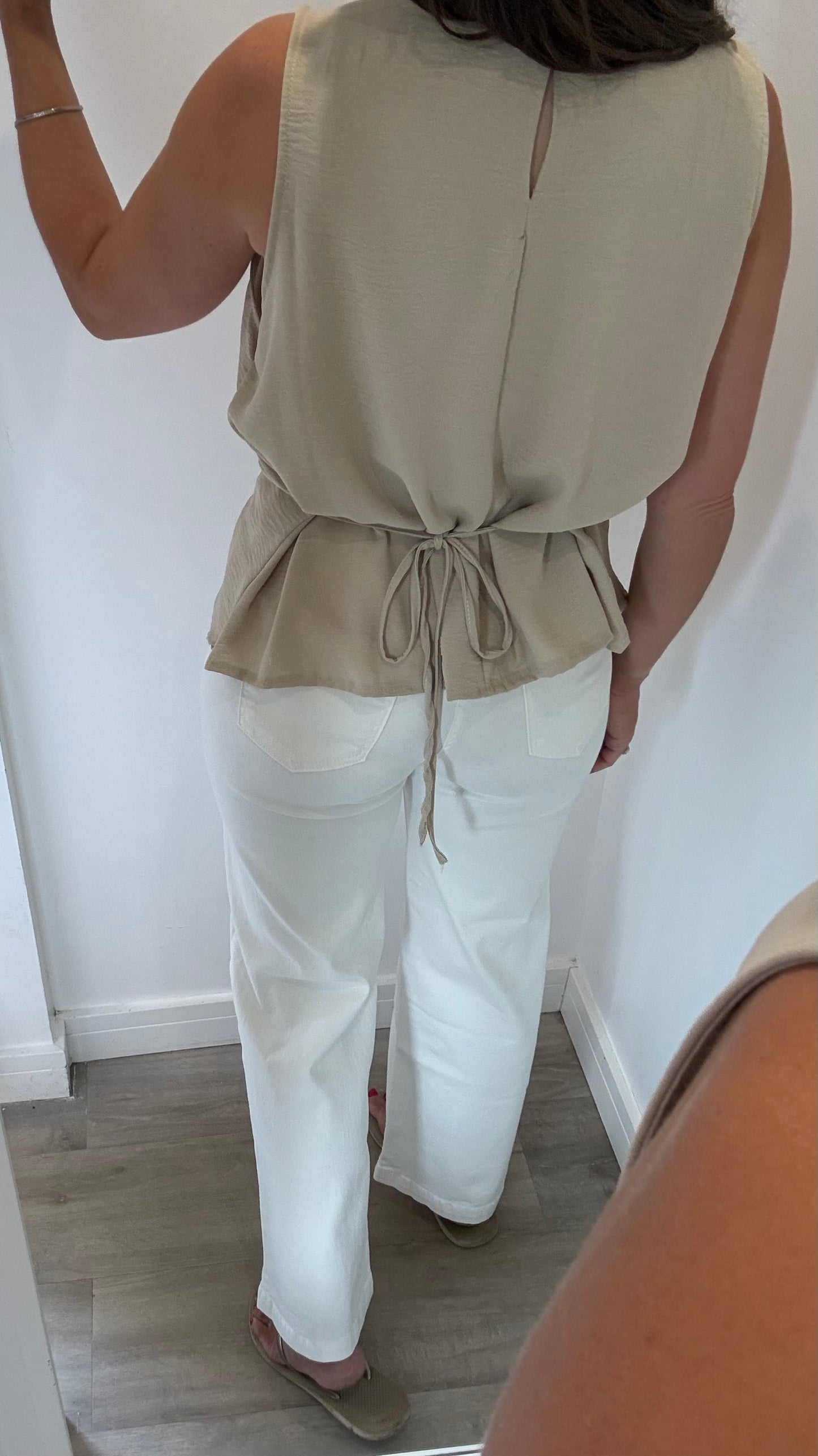 SAND TIE BACK SLEEVELESS TOP