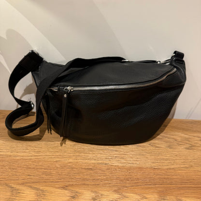 THE SOFT CURVE CROSSBODY SLING BAG – BLACK