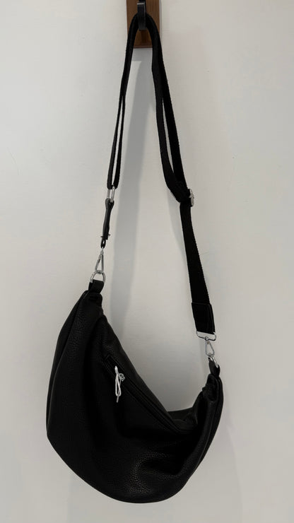 THE SOFT CURVE CROSSBODY SLING BAG – BLACK