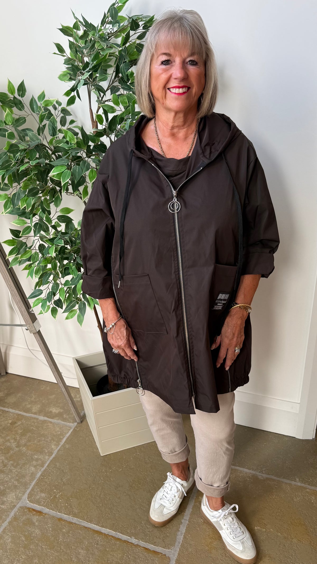 THE EVERYDAY HOODED MAC — CHOCOLATE