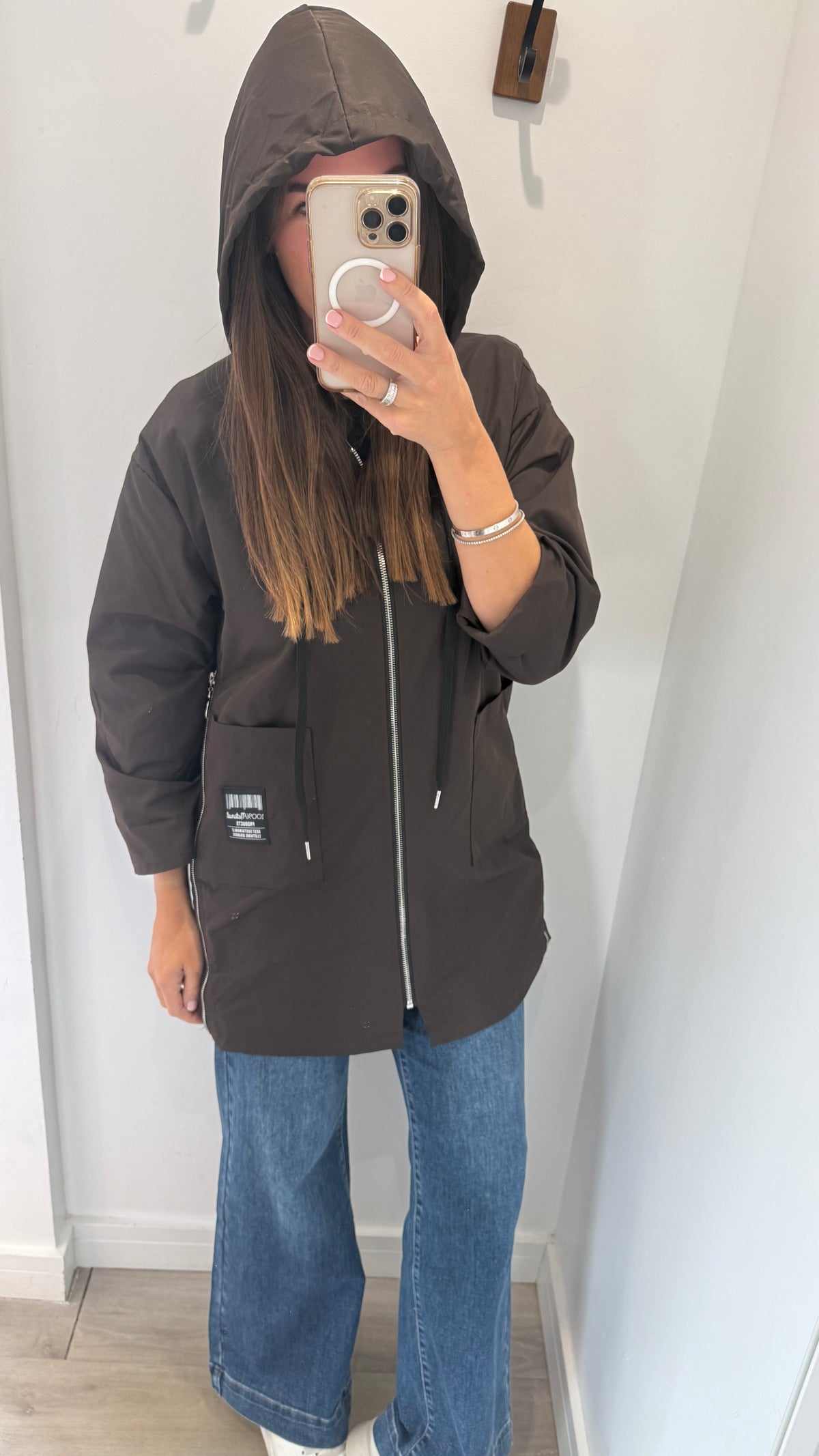 THE EVERYDAY HOODED MAC — CHOCOLATE