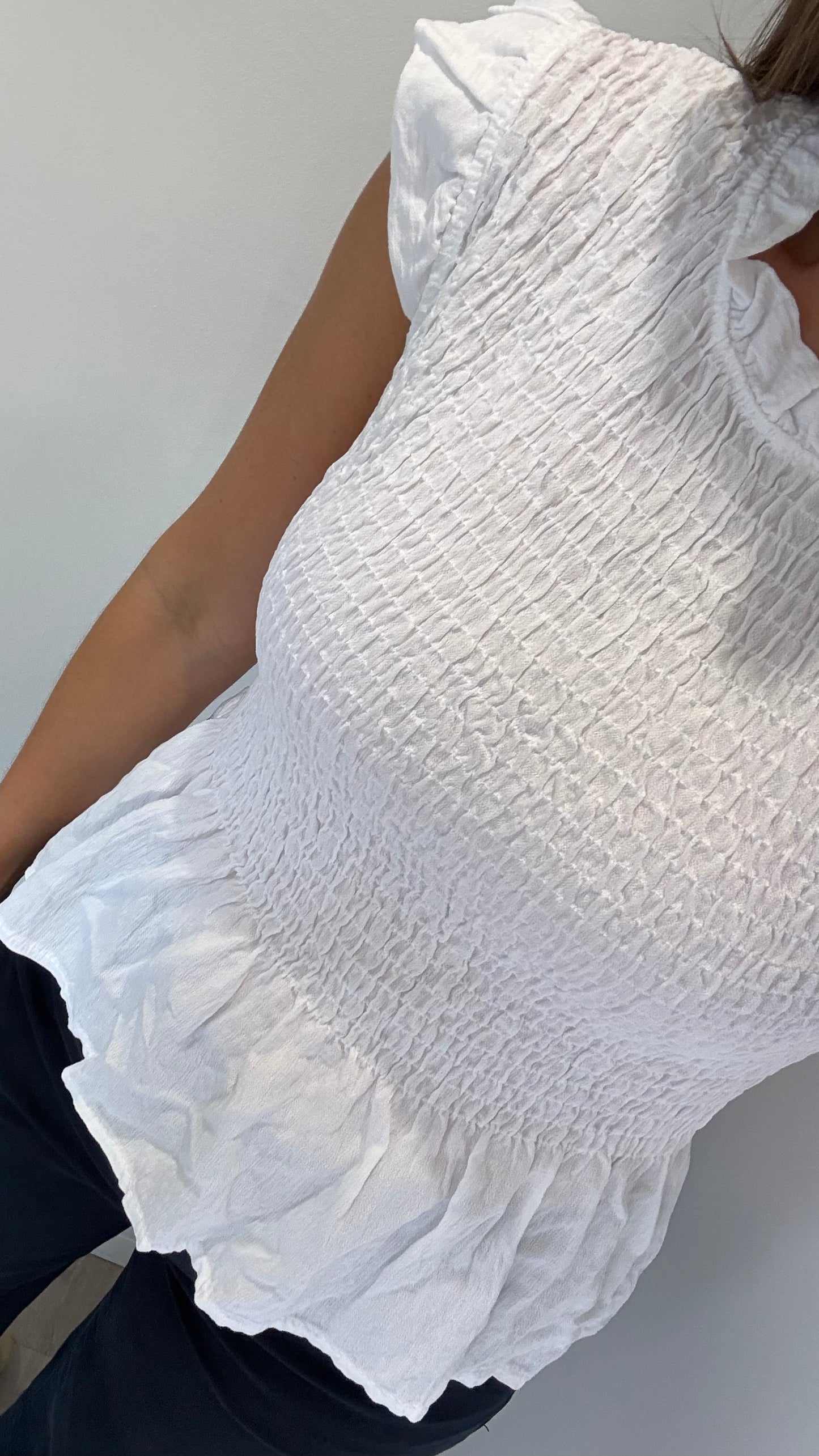 THE EVERYDAY SHIRRED TOP - WHITE