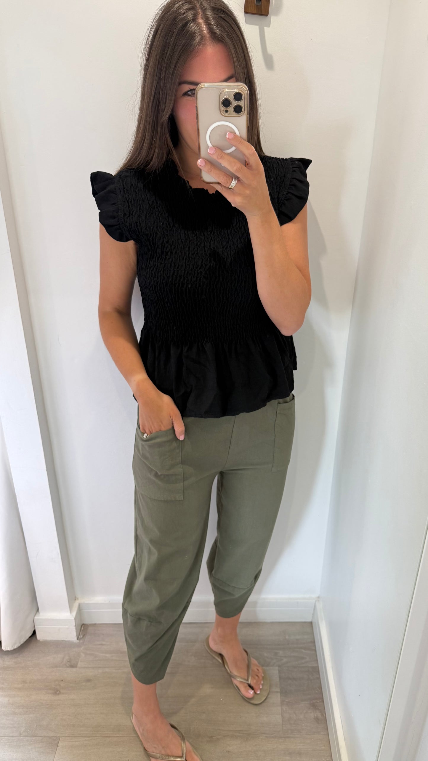 THE EVERYDAY SHIRRED TOP - BLACK