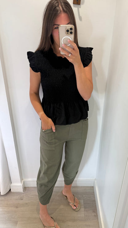 THE EVERYDAY SHIRRED TOP - BLACK