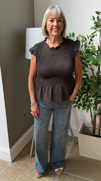 THE EVERYDAY SHIRRED TOP - CHOCOLATE BROWN