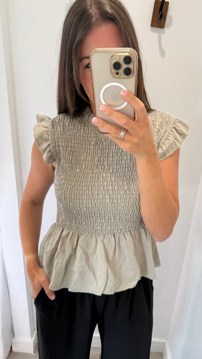 THE EVERYDAY SHIRRED TOP - MOCHA