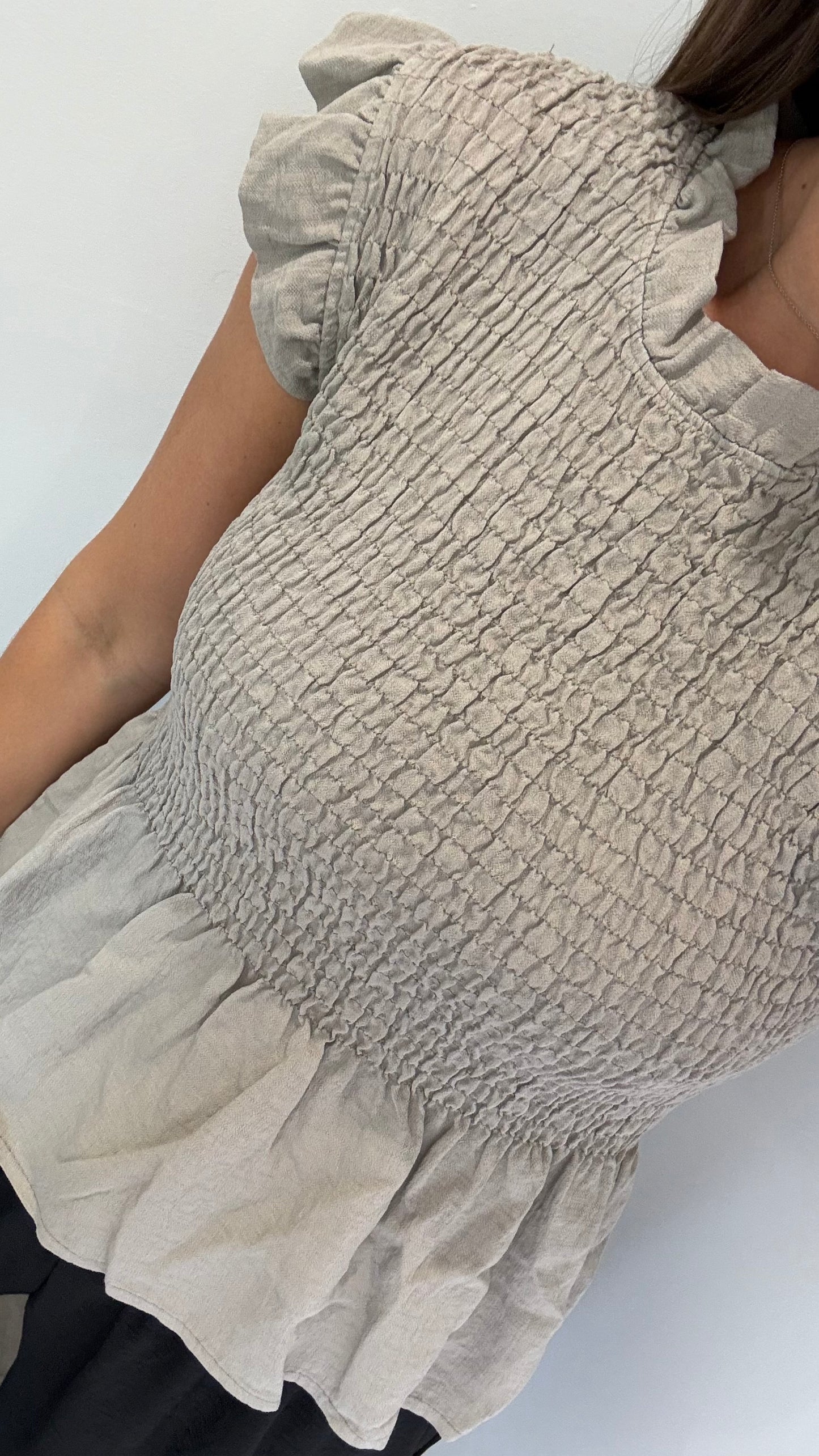 THE EVERYDAY SHIRRED TOP - MOCHA